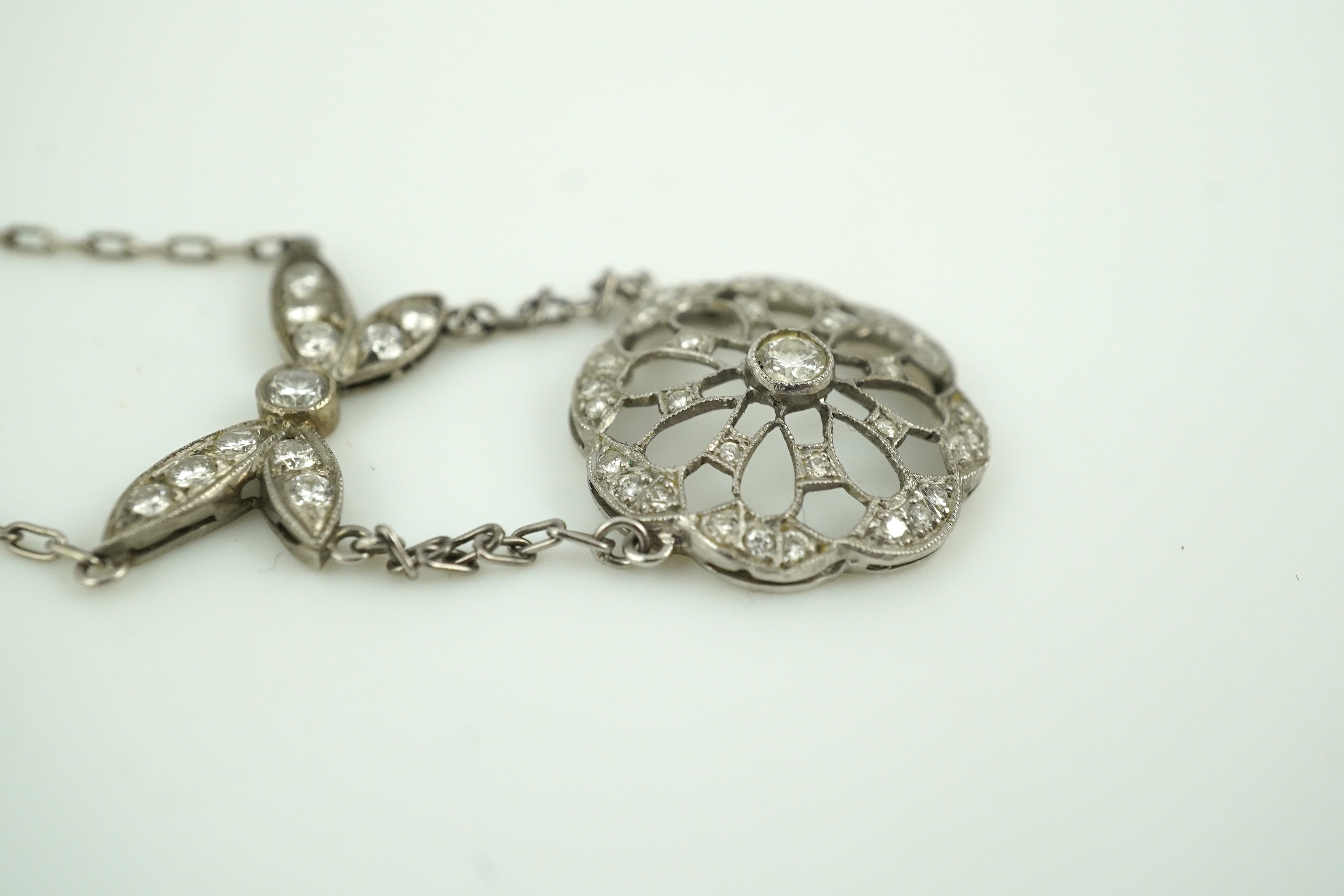 A diamond pendant necklace